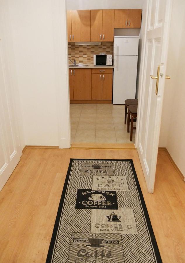 Casamia-Elegant Central Vaci St.Apt บูดาเปสต์ ภายนอก รูปภาพ